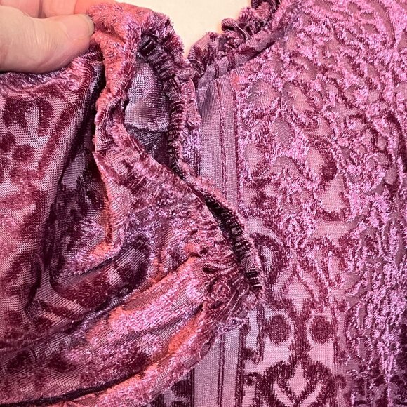 Valerie Stevens Velvet Burnout Tunic Top 1X Plus Size Purple Boho Refined Hippie - Picture 4 of 9